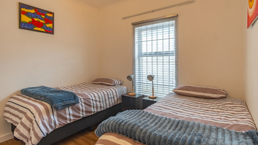 3 Bedroom Property for Sale in Parklands North Western Cape